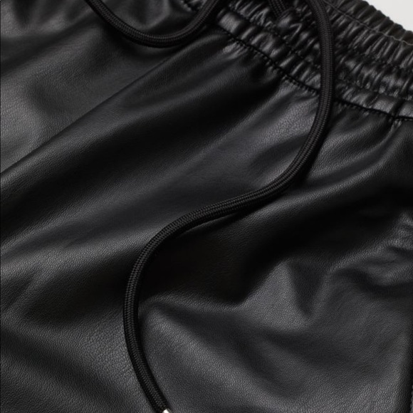 NWT H&M FAUX LEATHER JOGGERS - Picture 4 of 5